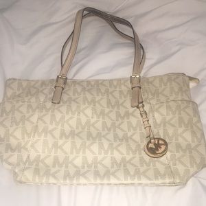 Michael Kors Vanilla Logo Medium Purse
